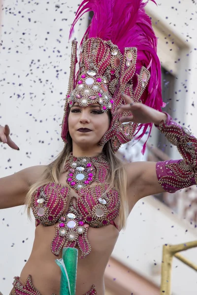 Loule Portogallo Febbraio 2018 Partecipanti Variopinti Festival Della Sfilata Carnevale — Foto Stock