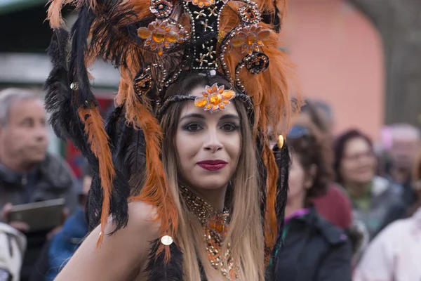 Loule Portugal Fevereiro 2018 Participantes Coloridos Festival Desfile Carnaval Cidade — Fotografia de Stock