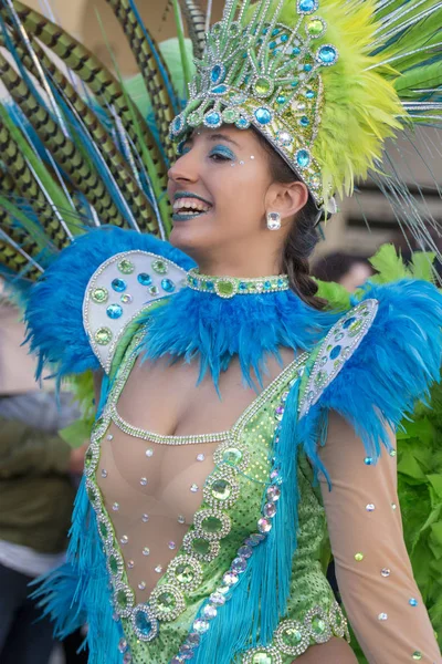 Loule, Portugal - februari 2018: Kleurrijke carnaval (Carnaval) Parade — Stockfoto