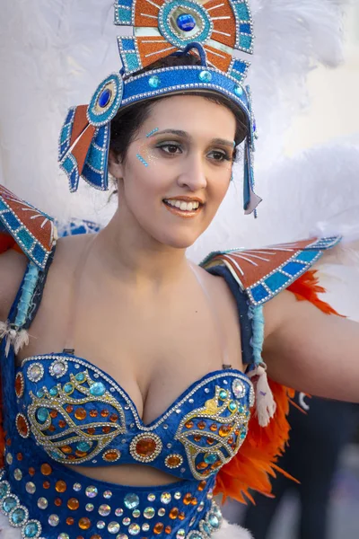 Loule, Portekiz - Şubat 2018: Renkli karnaval (Carnaval) geçit 