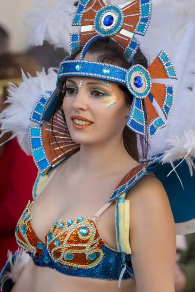 LOULE, PORTOGALLO - FEB 2018: Carnevale colorato (Carnevale) Parade — Foto Stock