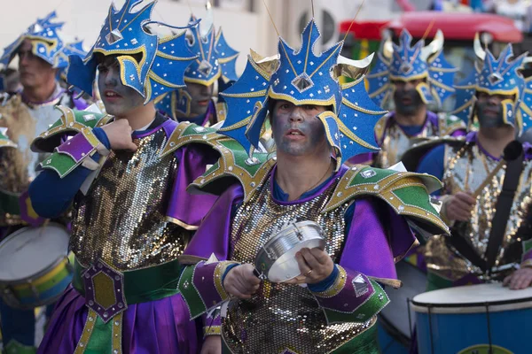 Loule, Portugalsko - únor 2018: Barevný karneval (Carnaval) Parade — Stock fotografie