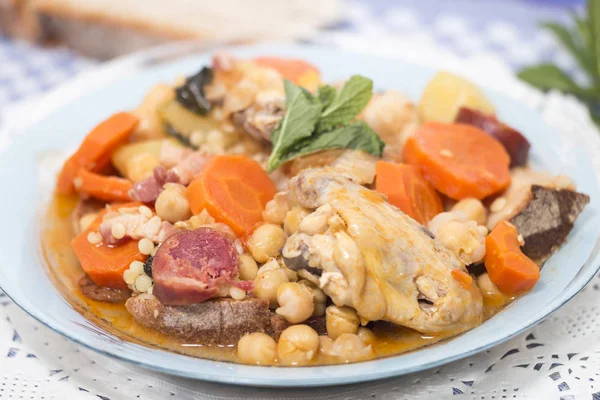 Traditional Portuguese Meal Chickpeas Chicken Carrot Chorizo — Stock Photo, Image