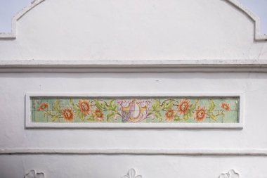Binalarda Portekizce mimarisinin tipik azulejo sanat.