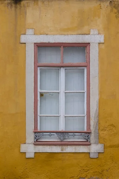 Janelas Típicas Arquitetura Portuguesa Edifícios — Fotografia de Stock