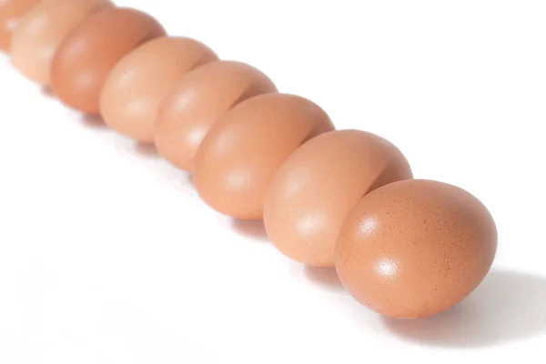 Fazla Yumurta Uyumlu Beyaz Bir Arka Plan Üzerinde Izole — Stok fotoğraf