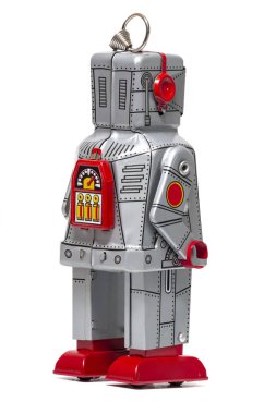 Beyaz arka planda izole edilmiş klasik bir robot oyuncak..
