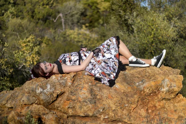 Girl Posing Top Rock Nature Vintage Clothing — Stock Photo, Image