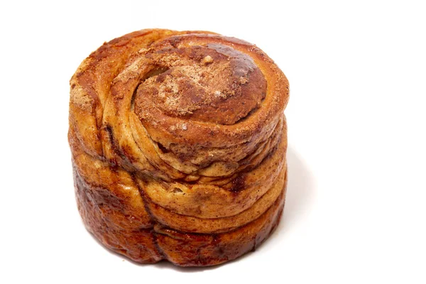 Beyaz bir arka plan üzerinde izole ünlü Portekizli folar pasta.