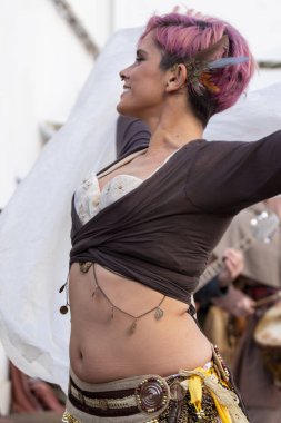 Festivalde ortaçağ sanatçıları