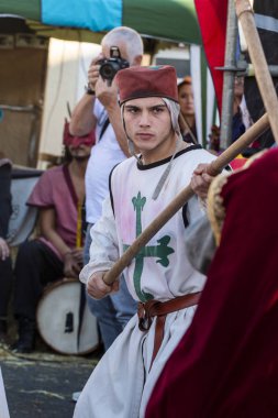 Festivalde ortaçağ sanatçıları