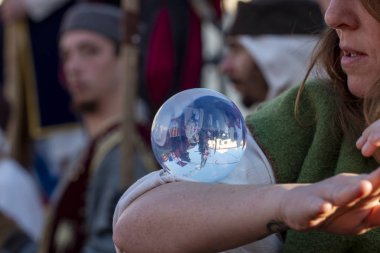 Festivalde ortaçağ sanatçıları