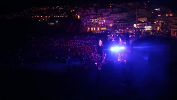 Hudební koncert ve městě Albufeira — Stock video