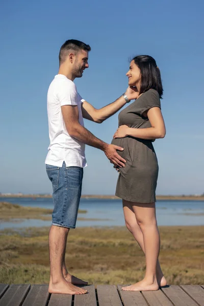 Pregnant happy couple — 스톡 사진