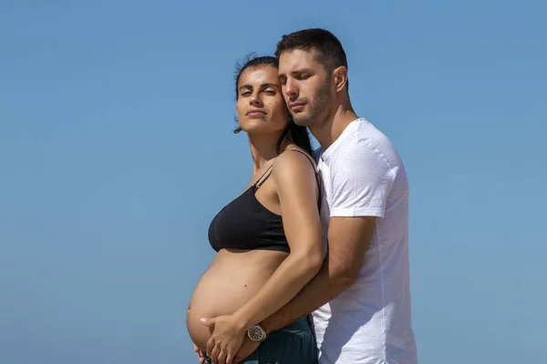 Pregnant happy couple — 스톡 사진