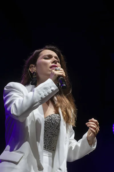Ana Bacalhau performing on Music Festival — Stock Photo, Image