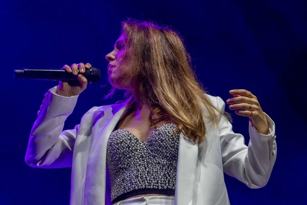 Ana Bacalhau se produit au Festival de musique — Photo