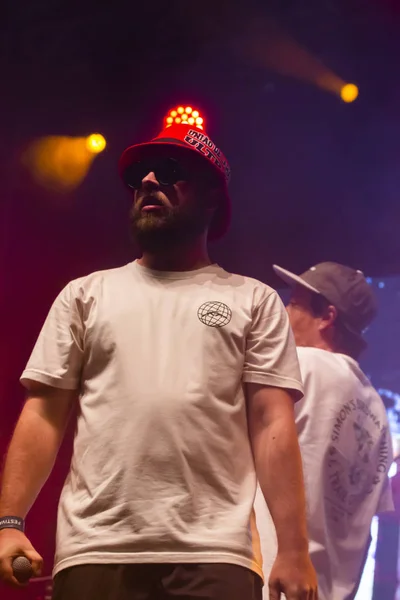 Conjunto Corona se apresentando no Festival de Música — Fotografia de Stock