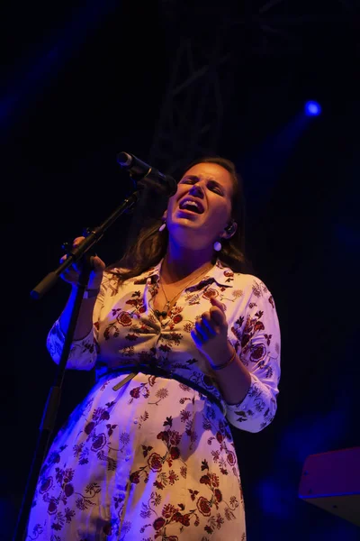 Teresa Aleixo tocando en el Festival de Música — Foto de Stock