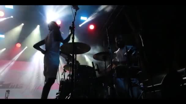 Throes + The Shine en concert au Festival de musique — Video