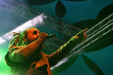 Lanet Mekanizma bandı Müzik Festivali 'nde çalıyor.
