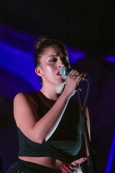Sara Correia singer performing on Music Festival — Stock Photo, Image
