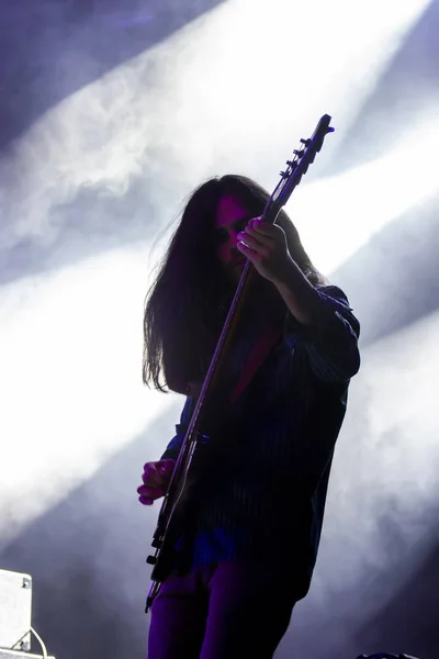 Banda Stone Dead se apresentando no Festival de Música — Fotografia de Stock