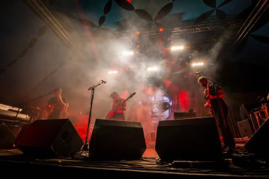 Linda Martini grubu Müzik Festivali 'nde çalıyor