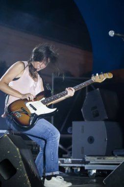 Linda Martini grubu Müzik Festivali 'nde çalıyor
