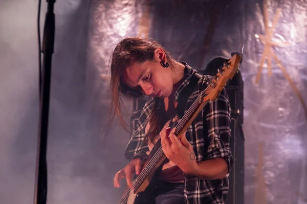 Linda Martini Band tritt auf Musikfestival auf — Stockfoto