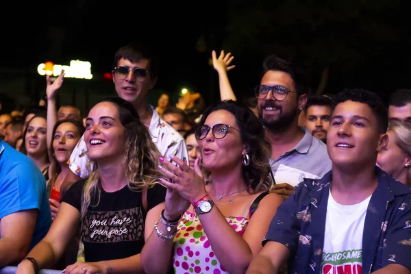 Audiencia ver artista de música en Festival — Foto de Stock