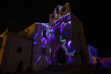 Soyut sanat ışığı kurulumu