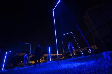 Soyut sanat ışığı kurulumu