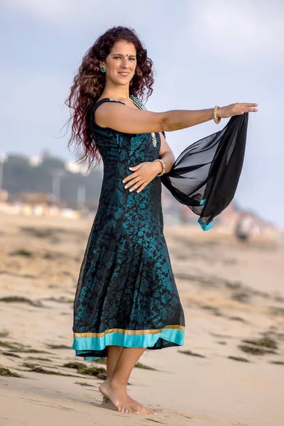 Dansare på stranden — Stockfoto