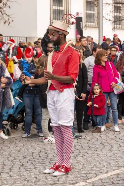 Spaßcharaktere in der Parade — Stockfoto