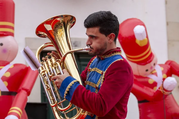 Music funfare band playing the instruments — Stock Photo, Image