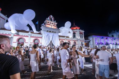 Loule şehrinde beyaz gece