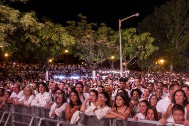Loule şehrinde beyaz gece