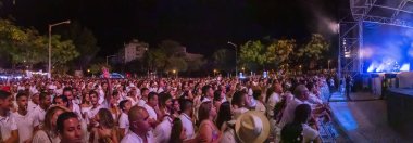Loule şehrinde beyaz gece