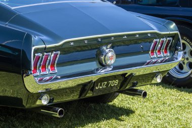 Gösteride antika arabaların görüntüsü