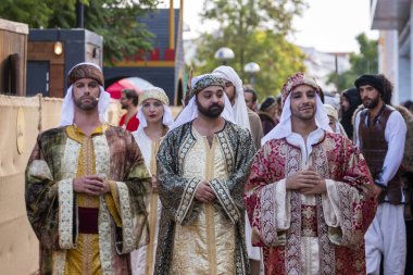 Festivalde ortaçağ sanatçıları