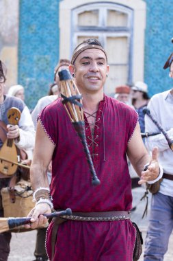 Festivalde ortaçağ sanatçıları