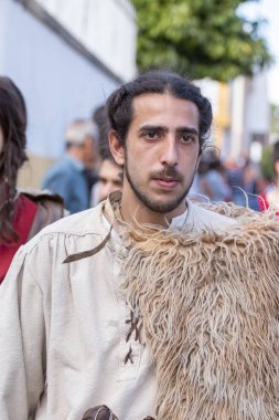 Festivalde ortaçağ sanatçıları