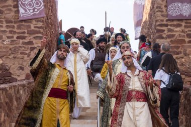 Festivalde ortaçağ sanatçıları