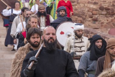 Festivalde ortaçağ sanatçıları