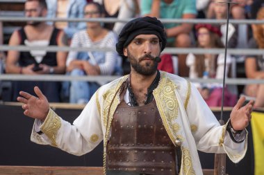 Festivalde ortaçağ sanatçıları