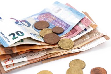 Bozukluklu euro para faturaları