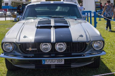 Gösteride antika arabaların görüntüsü