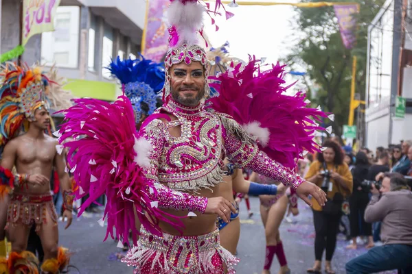 Loule Portugal Februari 2020 Färgglada Karneval Carnaval Paradfestivaldeltagare Loule Stad — Stockfoto