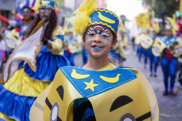 Loule Portugalia Luty 2020 Kolorowy Karnawał Karnawał Uczestnicy Festiwalu Parade — Zdjęcie stockowe